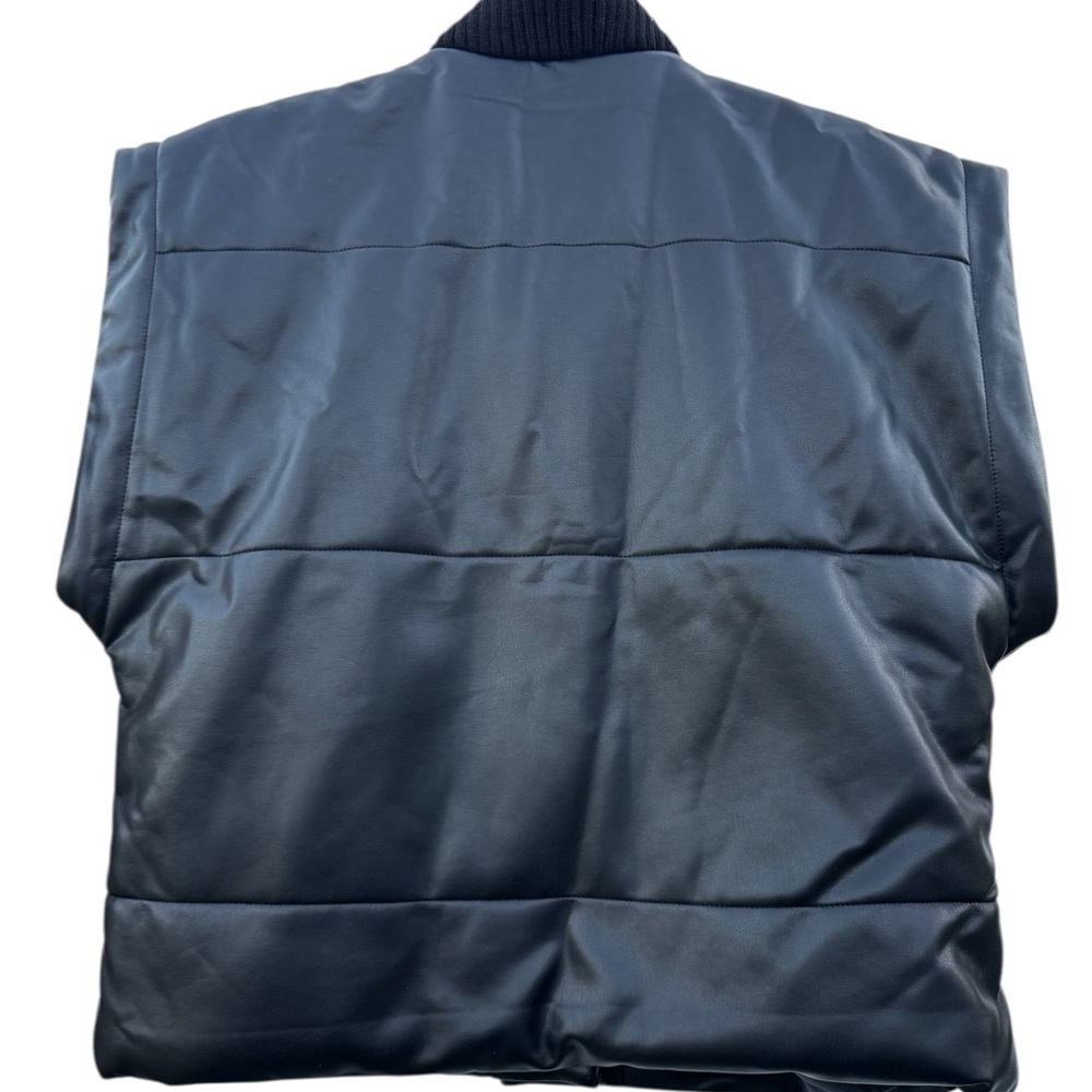 Women's Black Faux leather Vest with pockets - Picture 2 of 4